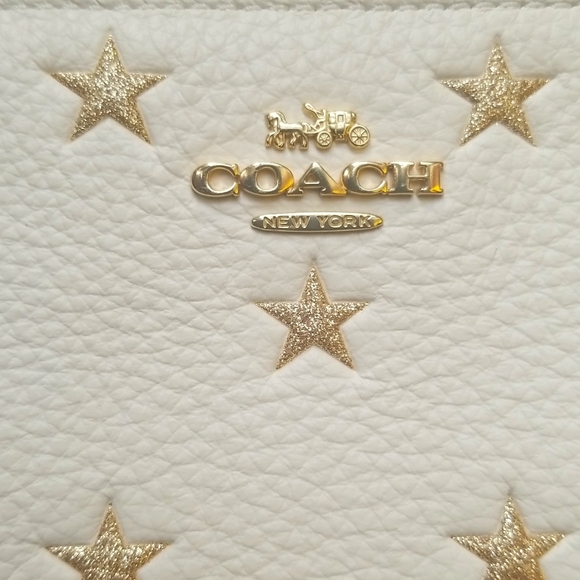 Corner Zip Wristlet With Star Print